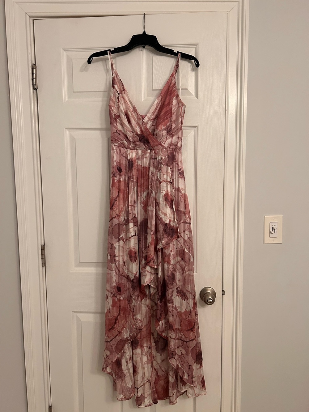 Lulu’s An Enchanting Dream Purple Multi Print High-Low Maxi Dress New w/o tags